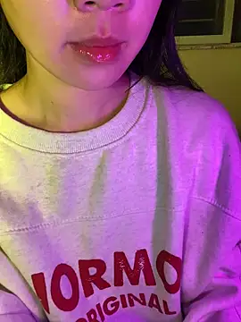 minmin2kk5 online show from December 2025 01:11:02 AM