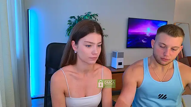Snapshot of Jony_and_Jessica chatting on June 2026 05:43:01 AM Jony and Jessica online show from June 2026 05:43:01 AM