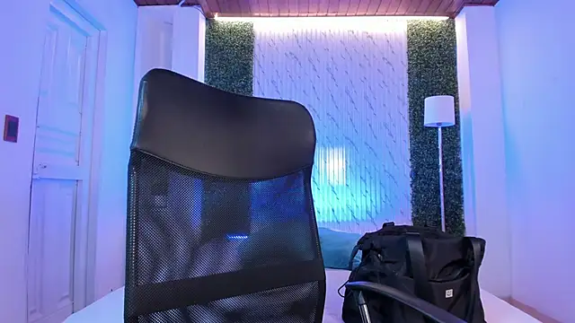 violet scott online show from September 2025 10:39:02 AM