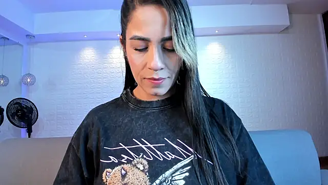 violet scott online show from November 2025 10:40:02 AM