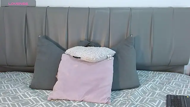 Cherllynn online show from January 2025 03:54:02 PM