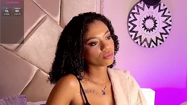 Nahomi King online show from February 2026 01:29:01 PM