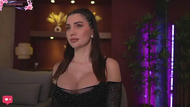 JustinneJade online show from February 2025 07:05:01 AM