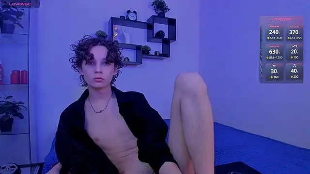 Snapshot of Vampirella_GS chatting on December 2024 02:32:01 PM Vampirella GS online show from December 2024 02:32:01 PM