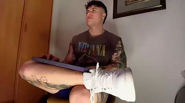 Snapshot of juandking chatting on March 2025 03:40:02 PM juandking online show from March 2025 03:40:02 PM