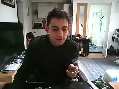 Snapshot of mihaimichael chatting on March 2025 10:52:02 AM mihaimichael online show from March 2025 10:52:02 AM