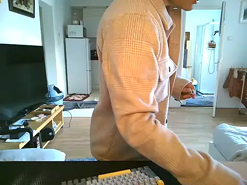 mihaimichael online show from July 2026 03:29:02 PM
