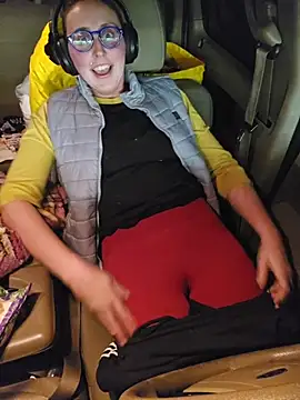 AstridFalk23 online show from November 2025 12:32:01 AM