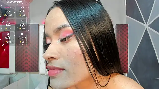 Karoll014 online show from February 2025 05:54:02 PM