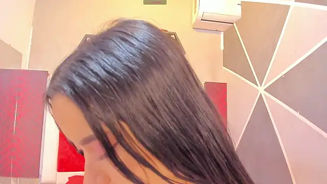 Karoll014 online show from November 2025 12:16:01 PM