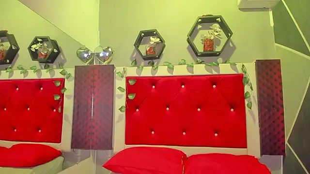 Karoll014 online show from February 2026 12:21:01 PM