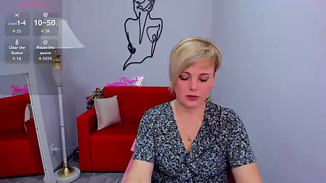 Julia Wilsone online show from March 2026 01:39:01 PM