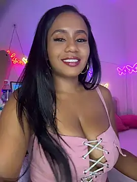 Snapshot of AlisonHoot69 chatting on May 2026 11:01:02 PM AlisonHoot69 online show from May 2026 11:01:02 PM