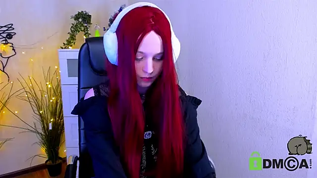 Alina Mills online show from December 2024 07:52:02 PM