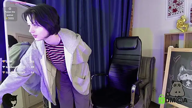 Alina Mills online show from January 2025 05:50:01 PM