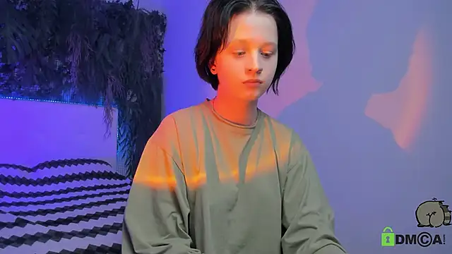 Alina Mills online show from January 2025 02:12:02 PM