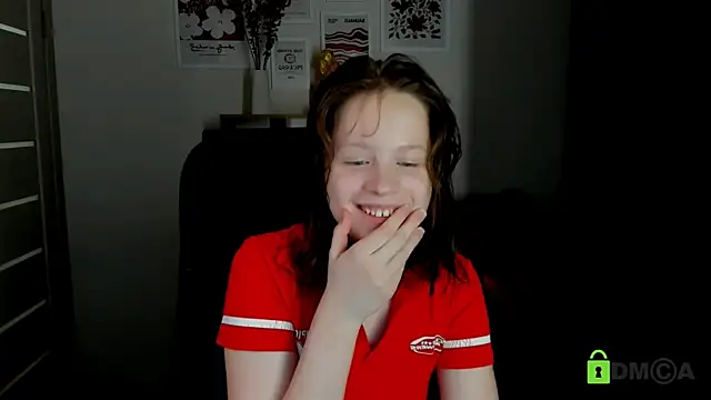 Alina Mills online show from December 2025 10:24:01 AM