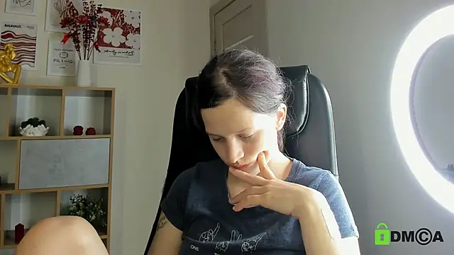 Alina Mills online show from August 2026 12:07:01 PM