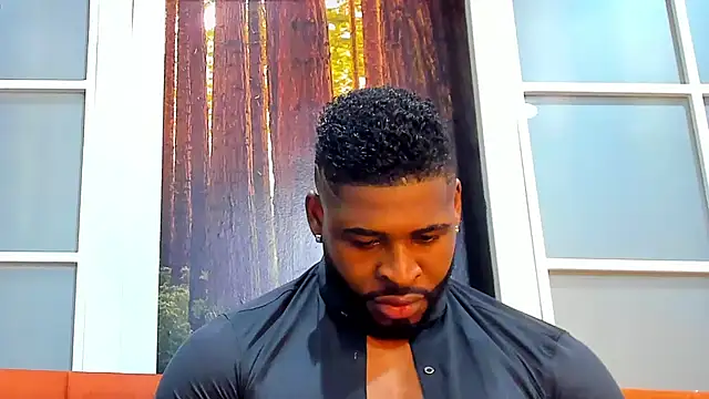 Snapshot of Makonneen chatting on January 2025 04:55:01 AM Makonneen online show from January 2025 04:55:01 AM