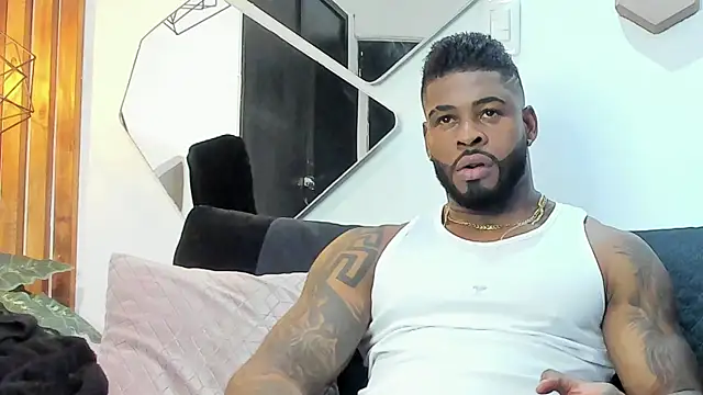 Snapshot of Makonneen chatting on January 2025 04:37:02 AM Makonneen online show from January 2025 04:37:02 AM