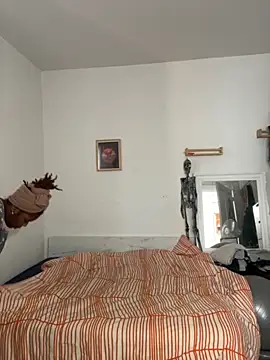 Goddess Nafeesha online show from October 2025 03:03:02 PM