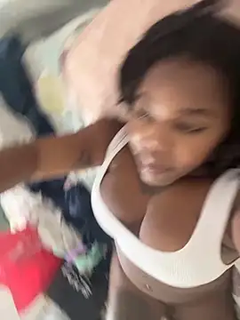 Goddess Nafeesha online show from November 2025 08:52:01 PM