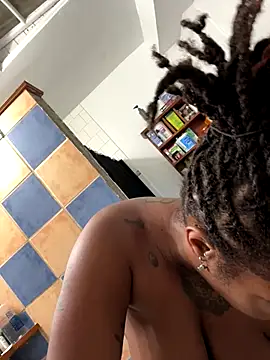 Goddess Nafeesha online show from December 2025 09:45:01 PM