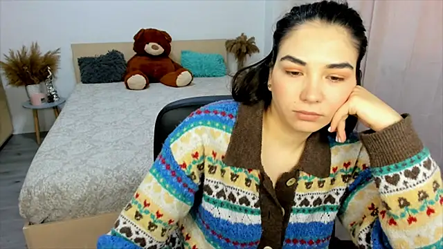 Snapshot of Alexa_Dolly12 chatting on January 2025 09:18:01 AM Alexa Dolly12 online show from January 2025 09:18:01 AM