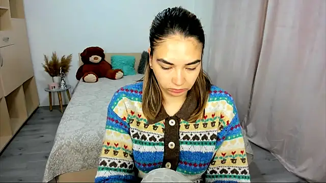 Snapshot of Alexa_Dolly12 chatting on October 2025 06:00:01 AM Alexa Dolly12 online show from October 2025 06:00:01 AM