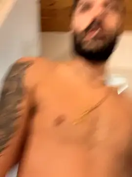 Snapshot of fisicato chatting on November 2025 08:44:01 AM fisicato online show from November 2025 08:44:01 AM