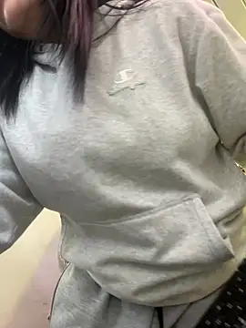 Snapshot of _luna_torres chatting on February 2026 04:29:02 AM luna torres online show from February 2026 04:29:02 AM