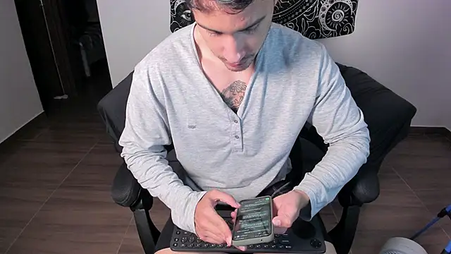 JayMarcos  online show from February 2025 05:30:01 AM