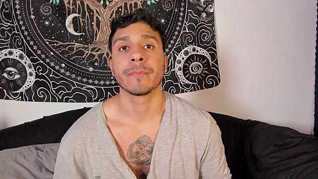 JayMarcos  online show from November 2025 10:40:01 PM