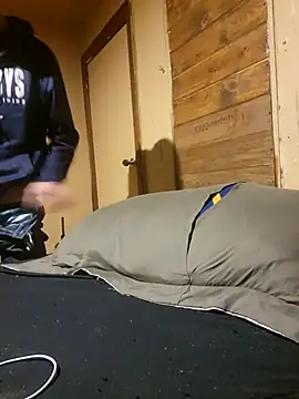 BigDDave6979 online show from February 2025 02:37:01 PM