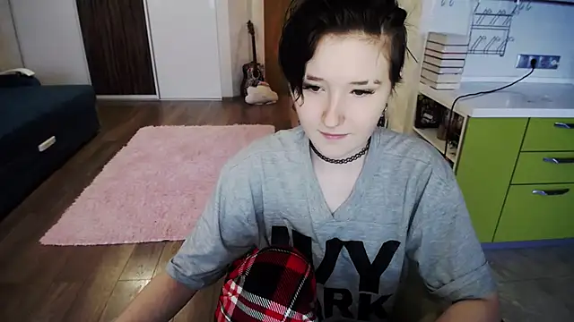 Snapshot of Kira_Bakker chatting on February 2025 05:31:01 AM Kira Bakker online show from February 2025 05:31:01 AM