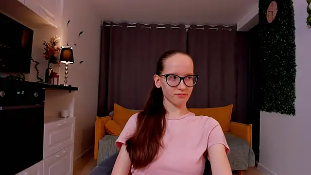 BettyBrowni online show from February 2025 04:11:02 PM