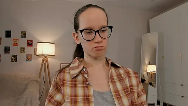 BettyBrowni online show from March 2025 07:14:02 PM