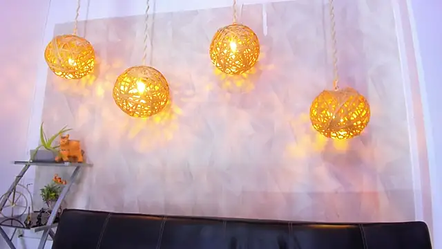 victoria aleia  online show from February 2025 11:32:02 PM