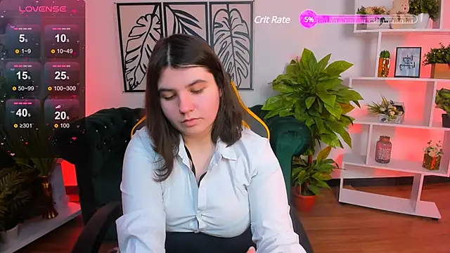 Snapshot of Viola__Shy chatting on February 2025 09:02:01 PM Viola Shy online show from February 2025 09:02:01 PM