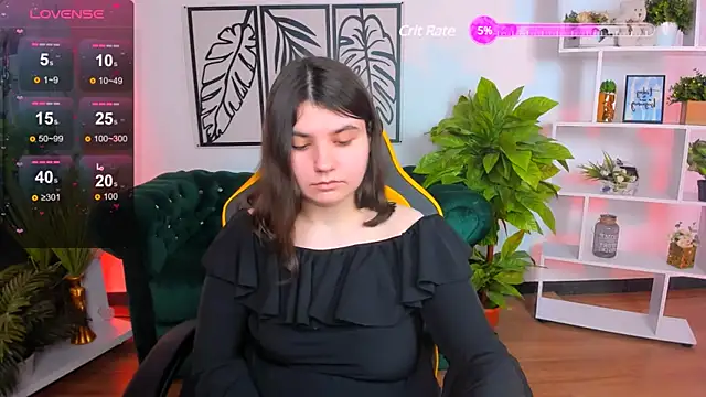 Snapshot of Viola__Shy chatting on February 2025 03:26:02 AM Viola Shy online show from February 2025 03:26:02 AM