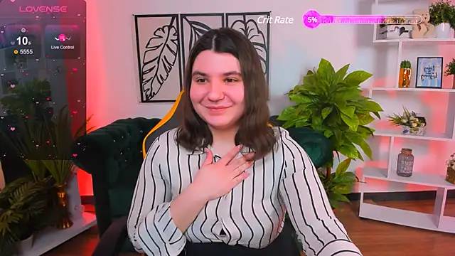 Snapshot of Viola__Shy chatting on March 2025 09:17:01 PM Viola Shy online show from March 2025 09:17:01 PM