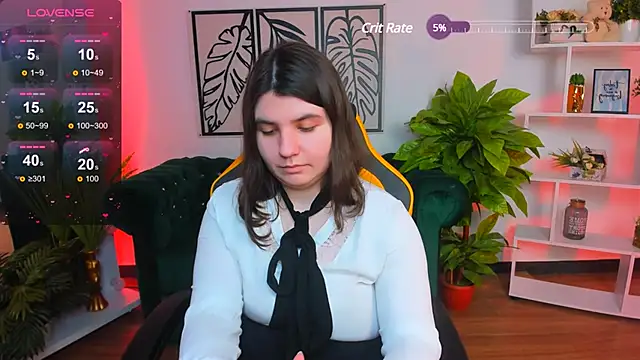 Snapshot of Viola__Shy chatting on March 2025 12:42:01 AM Viola Shy online show from March 2025 12:42:01 AM