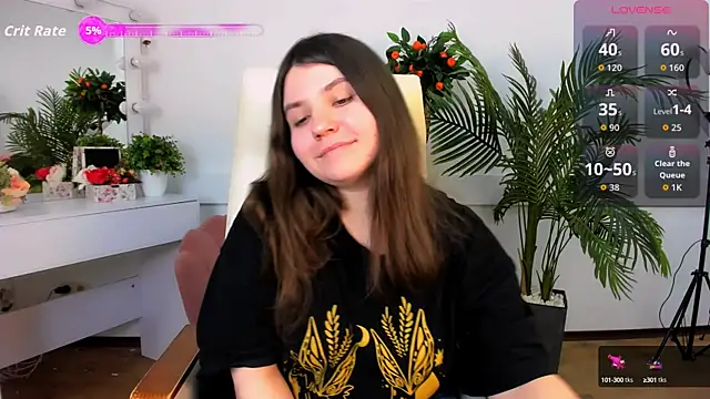 Snapshot of Viola__Shy chatting on October 2025 08:41:01 PM Viola Shy online show from October 2025 08:41:01 PM