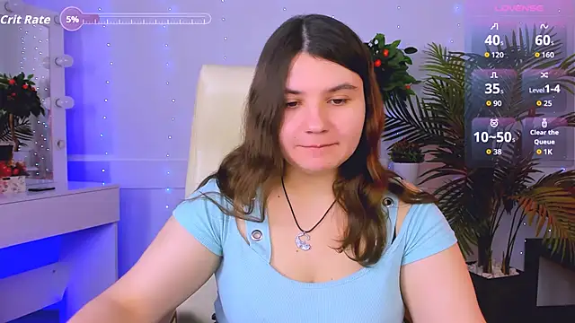 Snapshot of Viola__Shy chatting on November 2025 09:58:01 PM Viola Shy online show from November 2025 09:58:01 PM