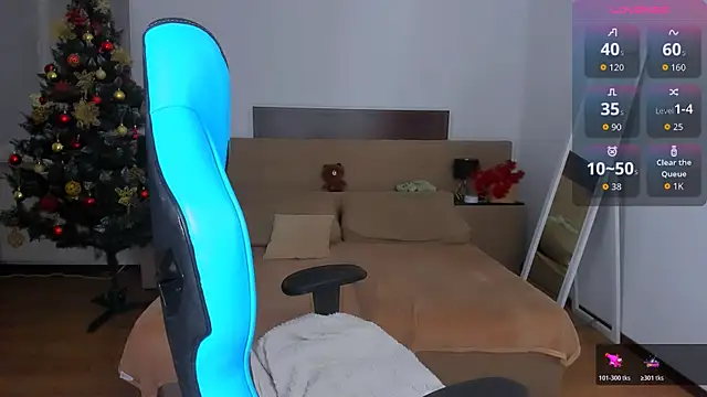 Snapshot of Viola__Shy chatting on January 2026 09:05:02 PM Viola Shy online show from January 2026 09:05:02 PM