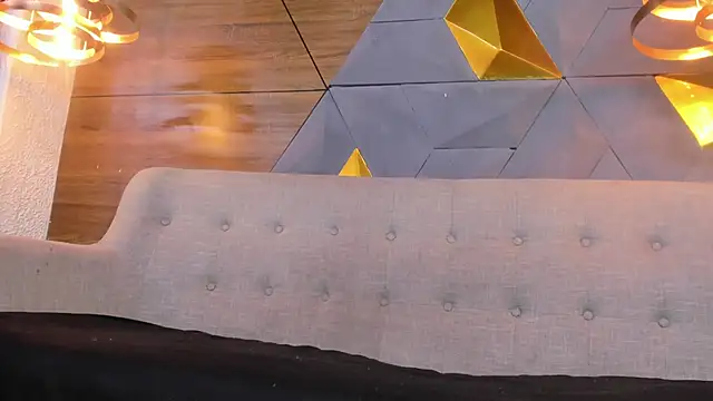 sarah banks1 online show from January 2025 07:03:01 PM