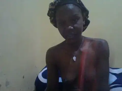 Snapshot of girltotok chatting on February 2025 01:44:02 AM girltotok online show from February 2025 01:44:02 AM