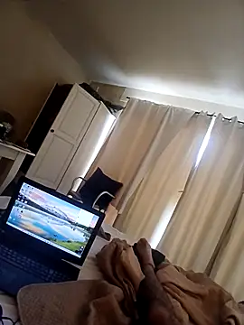 Snapshot of Denisilboss chatting on February 2026 07:42:02 AM Denisilboss online show from February 2026 07:42:02 AM