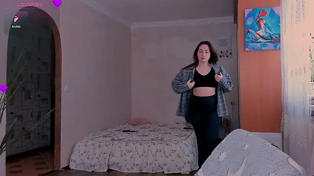 cClandesTina online show from December 2025 11:52:02 AM