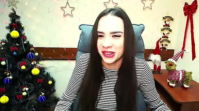 Snapshot of _your_fantasy_girl chatting on December 2024 09:50:01 PM your fantasy girl online show from December 2024 09:50:01 PM